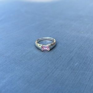925 Sterling Silver Solitaire with Pink Stone